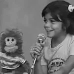 O Macaquinho Nico, manipulado por Jussara Marques