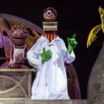 Que  Monstro Te  Mordeu?